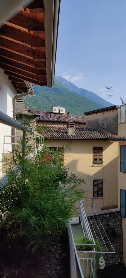 Hotel Modena Old Town Мальчезине Экстерьер фото